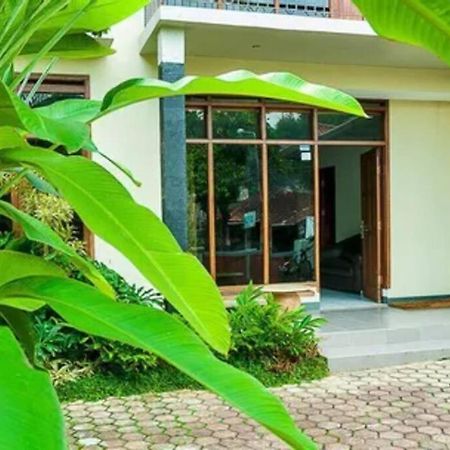 Hazel House With Swimming Pool By Grorental Bandung Bagian luar foto